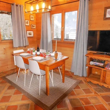 Near The Slopes Chamonix-mont-blanc * Chamonix